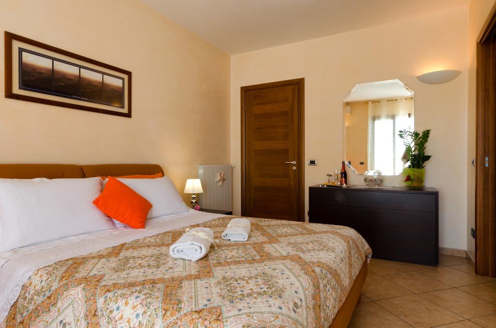 לצ'ה B&B L'Antica Rimessa מראה חיצוני תמונה