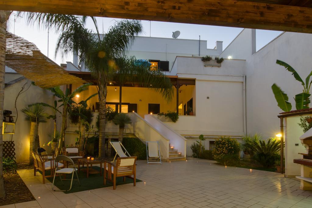 לצ'ה B&B L'Antica Rimessa מראה חיצוני תמונה