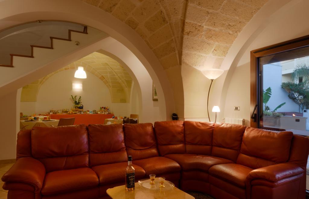 לצ'ה B&B L'Antica Rimessa מראה חיצוני תמונה