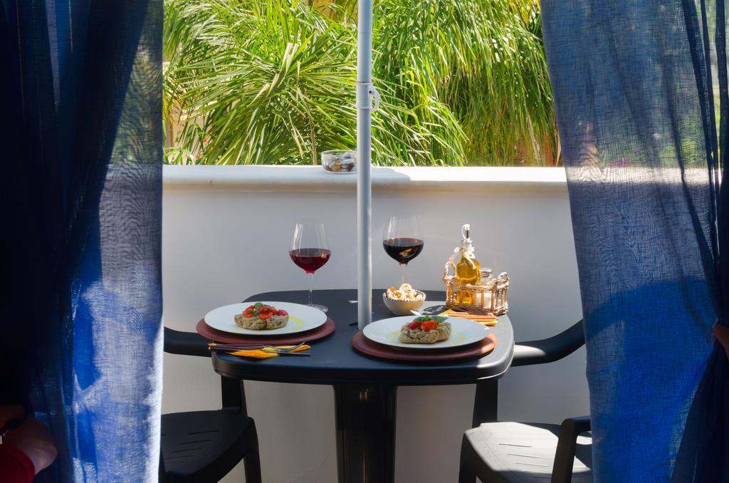 לצ'ה B&B L'Antica Rimessa מראה חיצוני תמונה