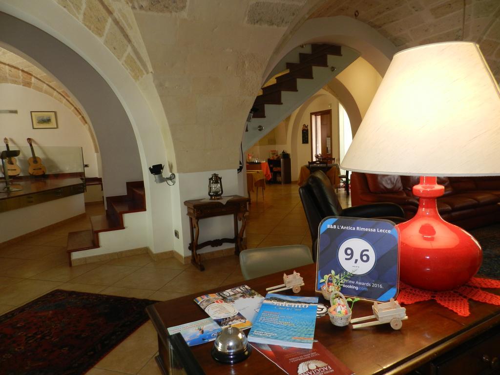 לצ'ה B&B L'Antica Rimessa מראה חיצוני תמונה